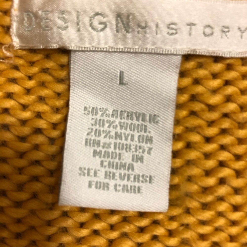 Orange/mustard lovely sweater